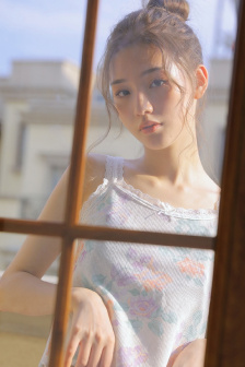 喜欢美女内裤